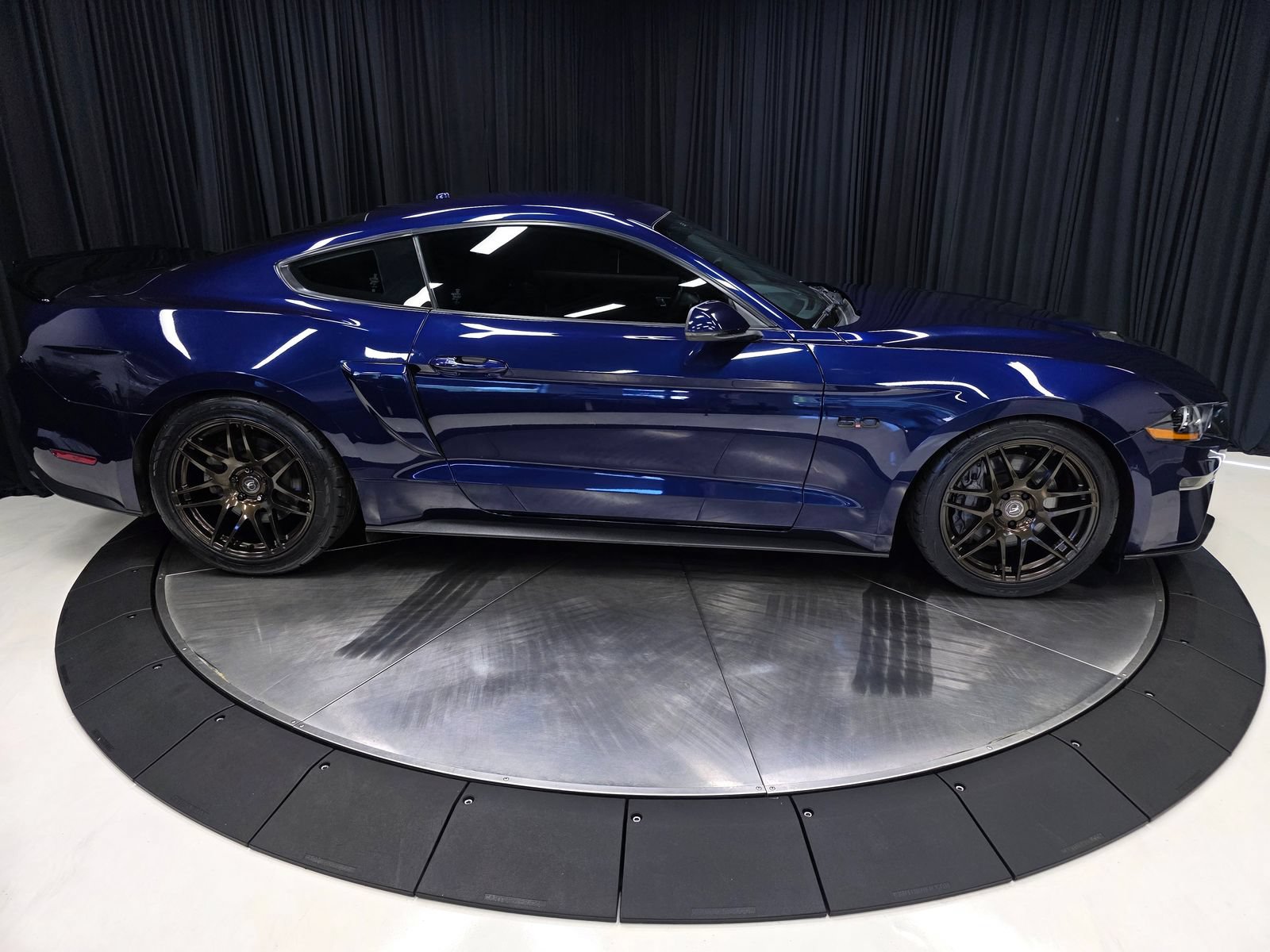 Used 2018 Ford Mustang GT Premium w/ Enhanced Security Package RWD image 14