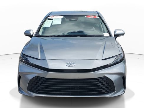 Certified 2025 Toyota Camry LE FWD image 2