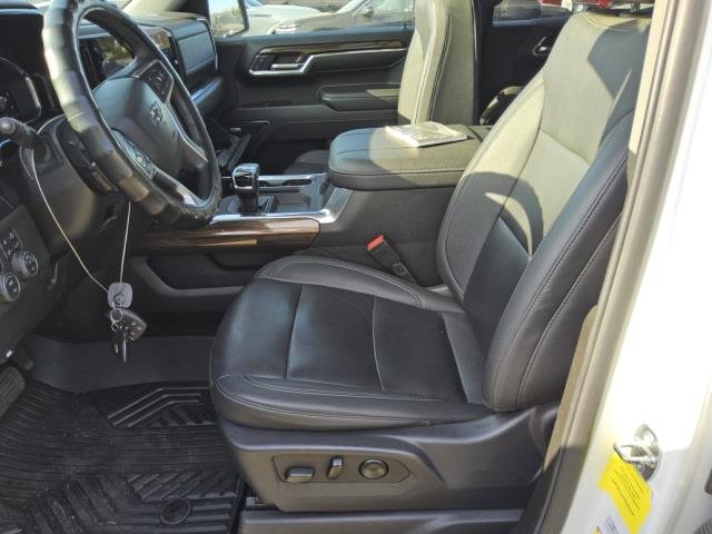 Used 2024 Chevrolet Silverado 1500 RST AWD/4WD image 16