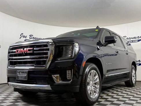 Used 2021 GMC Yukon XL SLT w/ SLT Luxury Plus Package image 2