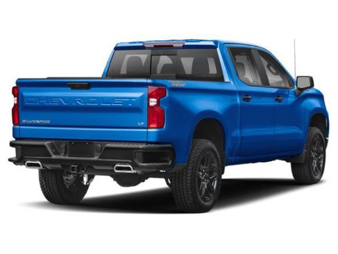 Used 2025 Chevrolet Silverado 1500 LT Trail Boss w/ Convenience Package II AWD/4WD image 2