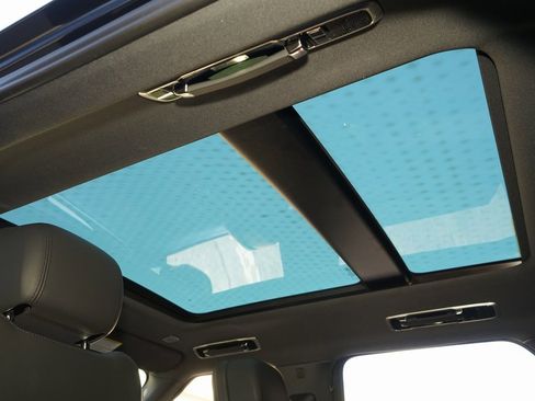 Used 2023 Land Rover Range Rover Sport SE image 20