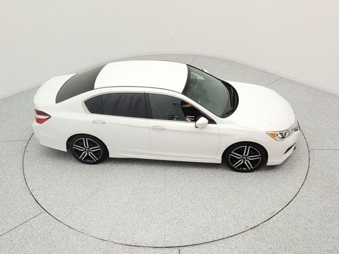 Used 2016 Honda Accord Sport image 25