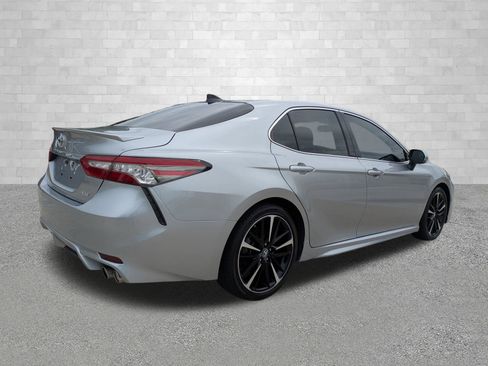 Used 2018 Toyota Camry XSE w/ Driver Assist Package FWD image 2