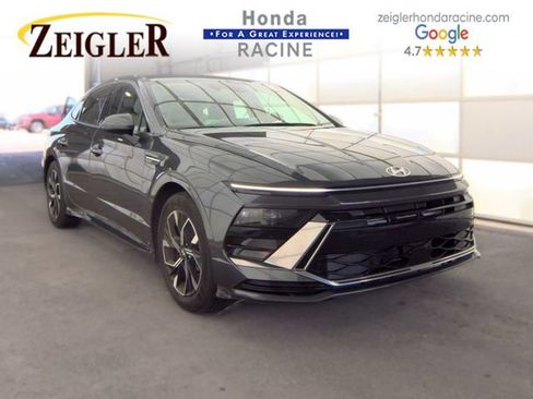Used 2025 Hyundai Sonata SEL FWD image 1