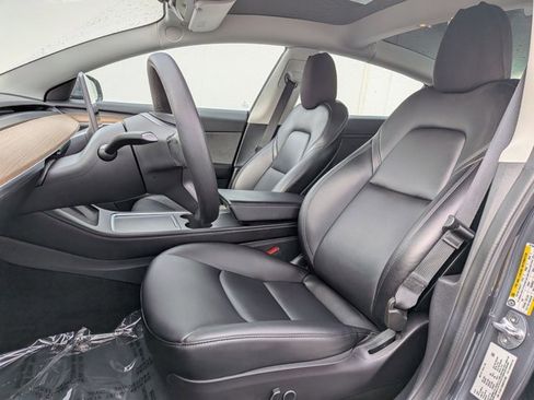 Used 2022 Tesla Model 3 Long Range image 13