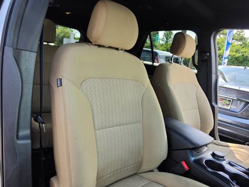Used 2017 Ford Explorer 4WD image 39