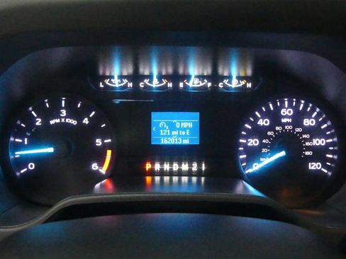 Used 2021 Ford E-350 and Econoline 350 Super Duty w/ Power Windows & Locks Group image 21