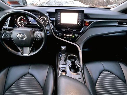 Certified 2023 Toyota Camry SE image 15