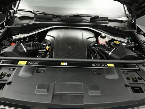 Used 2024 Land Rover Range Rover Sport AWD/4WD image 31