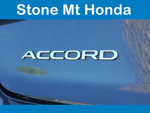 Used 2024 Honda Accord Touring image 7