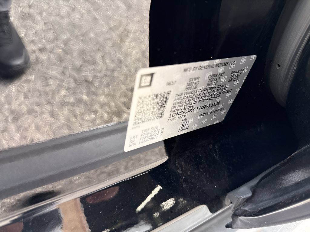 Used 2017 Chevrolet Suburban Premier AWD/4WD image 11