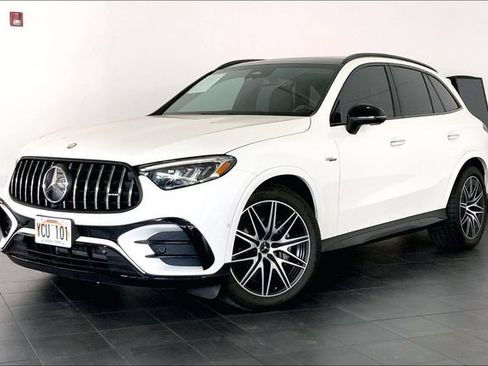 Used 2025 Mercedes-Benz GLC 43 AMG 4MATIC image 1