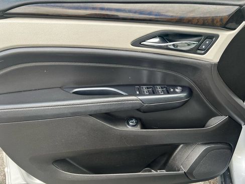 Used 2015 Cadillac SRX Performance w/ Driver Awareness Package image 27