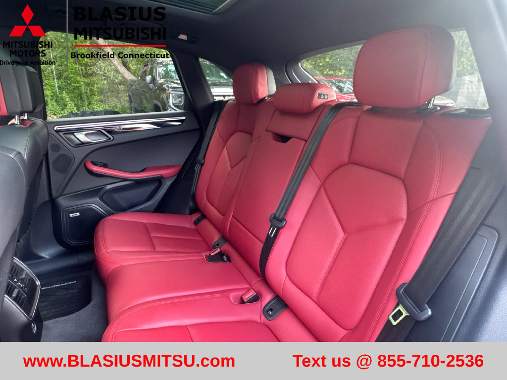 Used 2021 Porsche Macan S AWD/4WD image 35