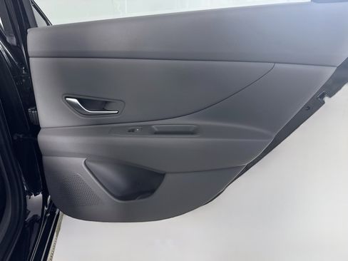 Used 2023 Hyundai Elantra SEL w/ Convenience Package FWD image 28