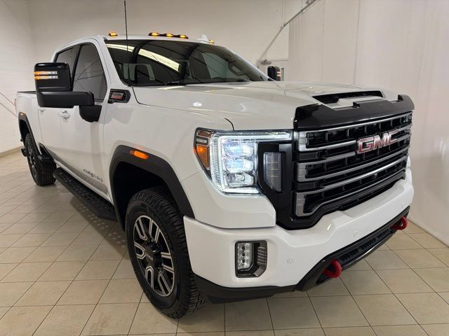 Used 2023 GMC Sierra 2500 AT4 w/ AT4 Preferred Package AWD/4WD image 8