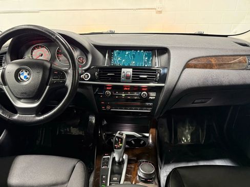 Used 2017 BMW X3 xDrive28i image 16