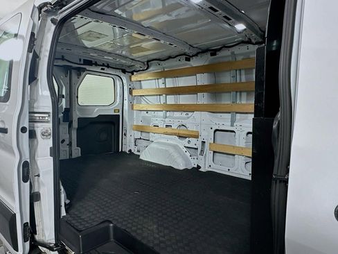 Used 2023 Ford Transit 250 Low Roof AWD w/ Exterior Upgrade Package image 21