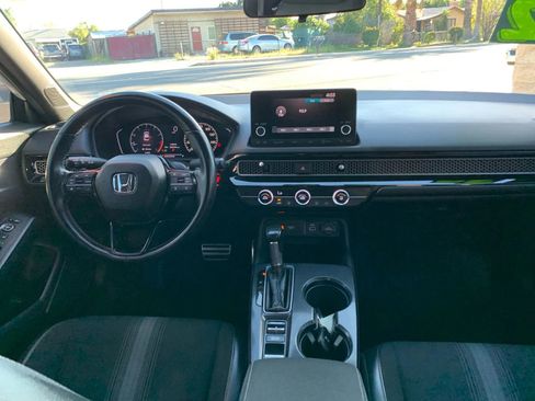 Used 2022 Honda Civic Sport image 10