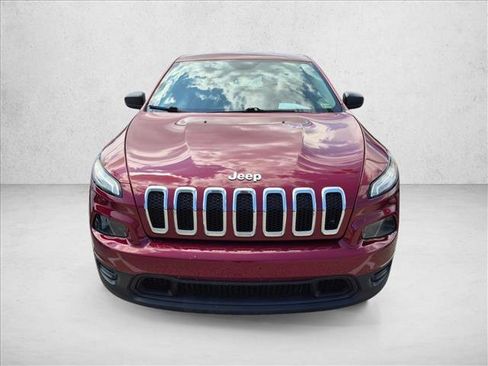 Used 2014 Jeep Cherokee Sport w/ Trailer Tow Group FWD image 2