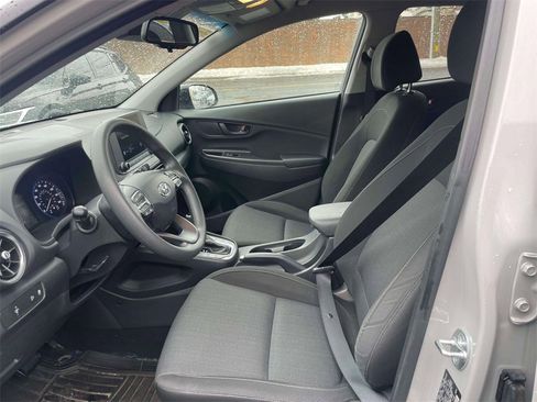 Used 2023 Hyundai Kona SEL image 15