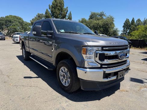 Used 2022 Ford F250 XL w/ STX Appearance Package AWD/4WD image 9