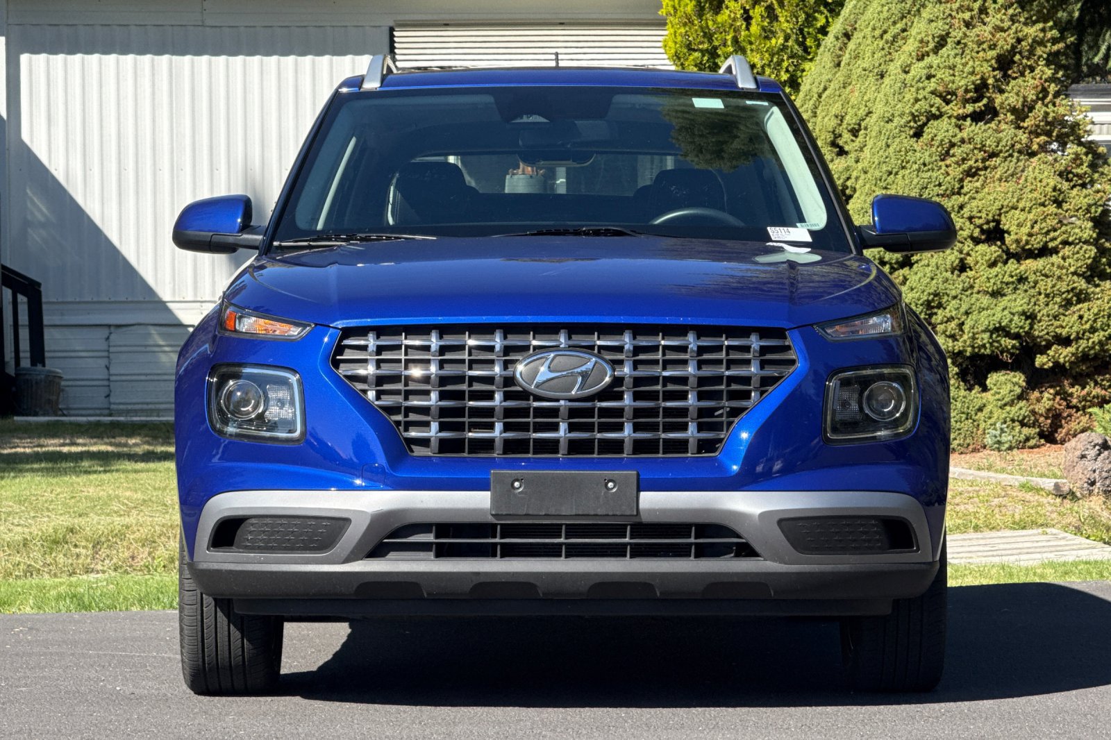 Used 2025 Hyundai Venue SEL FWD image 9
