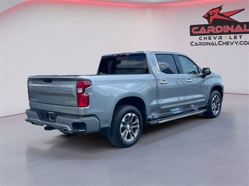Used 2024 Chevrolet Silverado 1500 High Country w/ Technology Package image 3