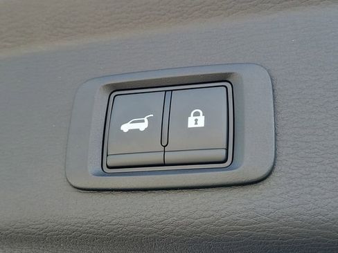 New 2026 Mitsubishi Outlander SE image 12