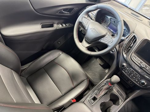 Used 2024 Chevrolet Equinox RS w/ RS Leather Package AWD/4WD image 9