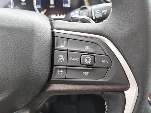 New 2026 Jeep Grand Cherokee Limited w/ Limited Altitude Package RWD image 23