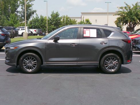 Used 2017 MAZDA CX-5 Touring FWD image 5