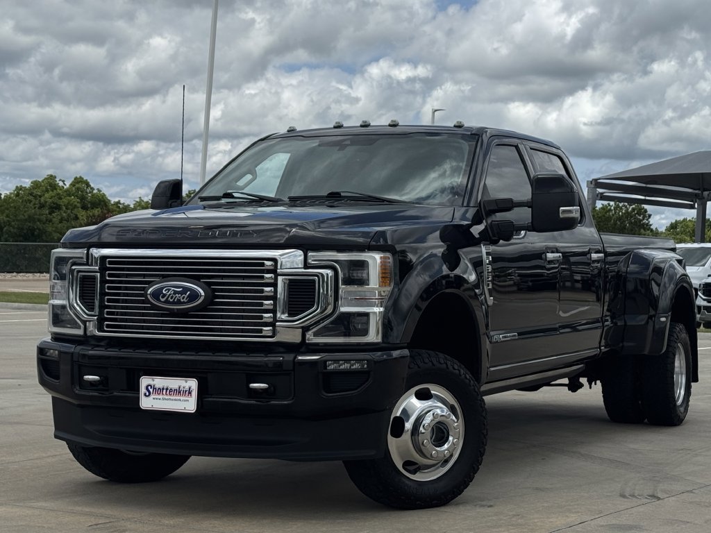 Used 2022 Ford F350 Limited AWD/4WD image 2