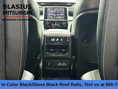 Used 2021 Jeep Grand Cherokee L Laredo image 36