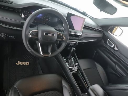 Used 2022 Jeep Compass Altitude image 17