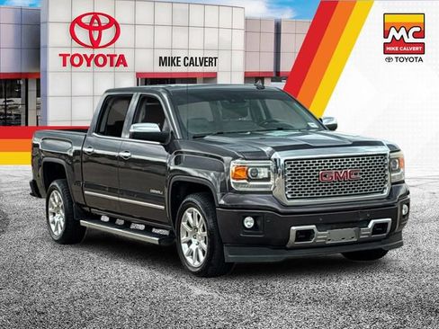 Used 2015 GMC Sierra 1500 Denali w/ Driver Alert Package RWD image 7