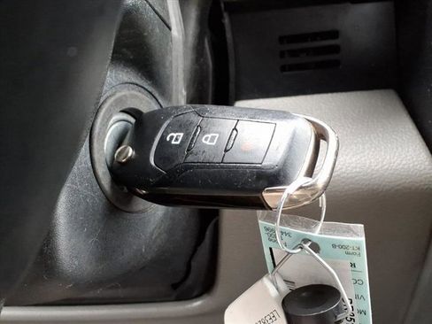 Used 2020 Ford F250 XL w/ Power Equipment Group image 17