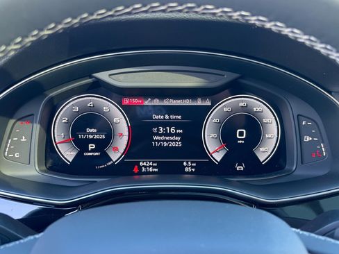 Used 2025 Audi Q7 3.0T Premium Plus w/ Premium Plus Package image 42