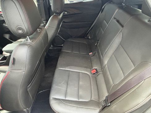 Used 2024 Chevrolet TrailBlazer RS FWD image 30