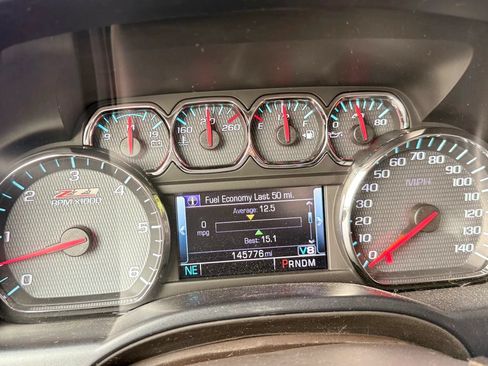 Used 2014 Chevrolet Silverado 1500 LTZ Z71 w/ LTZ Plus Package AWD/4WD image 36