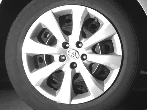 Used 2025 Toyota Corolla LE FWD image 15