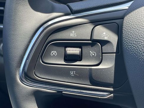 Used 2025 Buick Envista Sport Touring FWD image 24