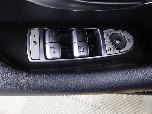 Used 2021 Mercedes-Benz E 350 4MATIC Sedan image 36