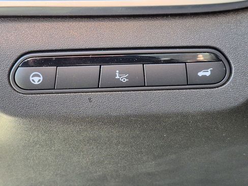 Certified 2025 INFINITI QX60 Luxe w/ Vision Package image 9