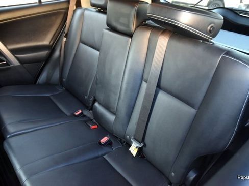 Used 2016 Toyota RAV4 Limited image 12