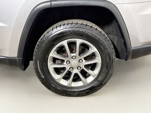 Used 2016 Jeep Grand Cherokee Limited w/ Luxury Group II AWD/4WD image 25
