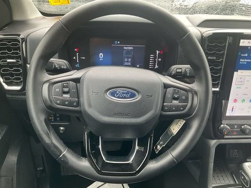 Used 2025 Ford Ranger XLT w/ Trailer Tow Package AWD/4WD image 23