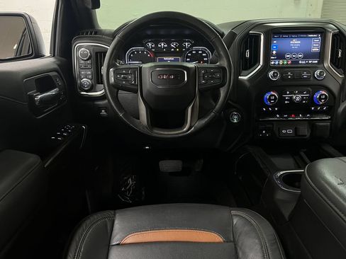 Used 2021 GMC Sierra 1500 AT4 w/ AT4 Preferred Package AWD/4WD image 15