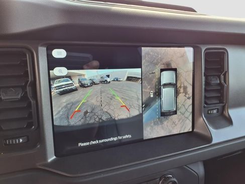 New 2025 Ford Bronco Badlands image 14